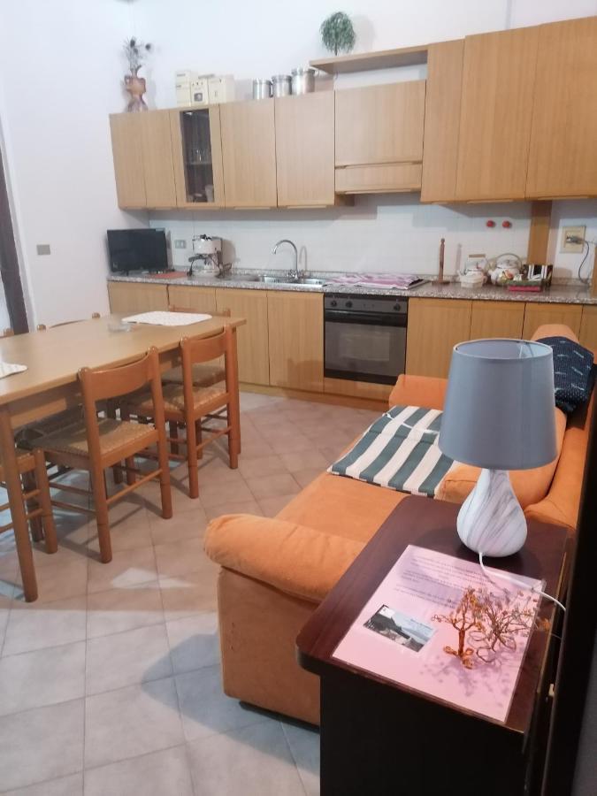 Casa Vacanze 'La Piazza' Villa Zone Eksteriør bilde