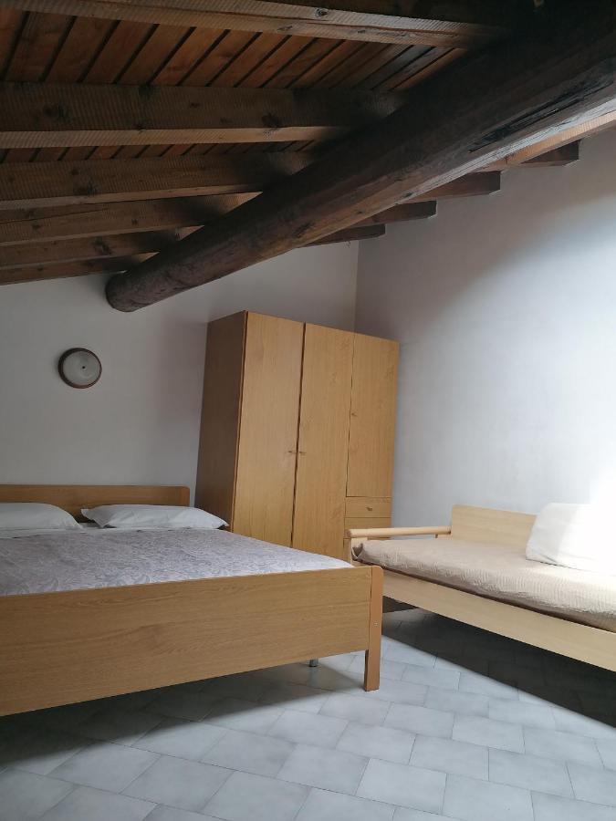 Casa Vacanze 'La Piazza' Villa Zone Eksteriør bilde