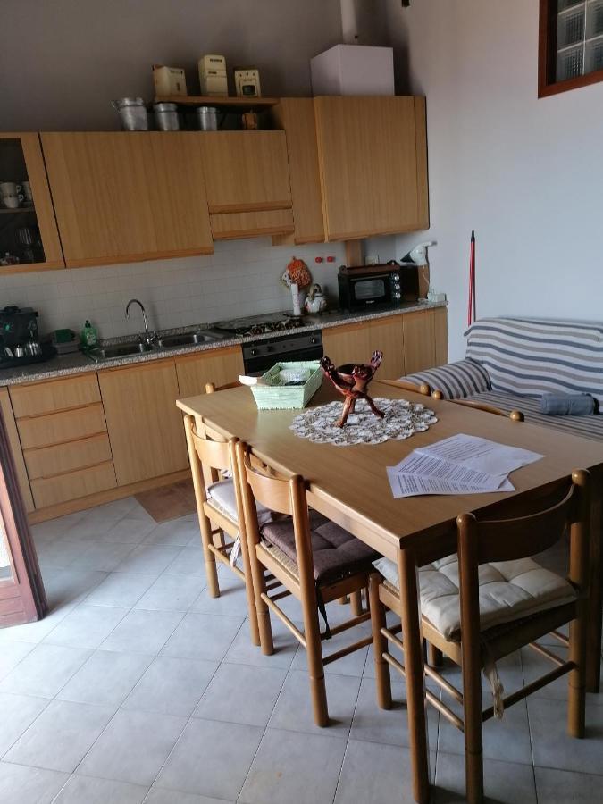 Casa Vacanze 'La Piazza' Villa Zone Eksteriør bilde