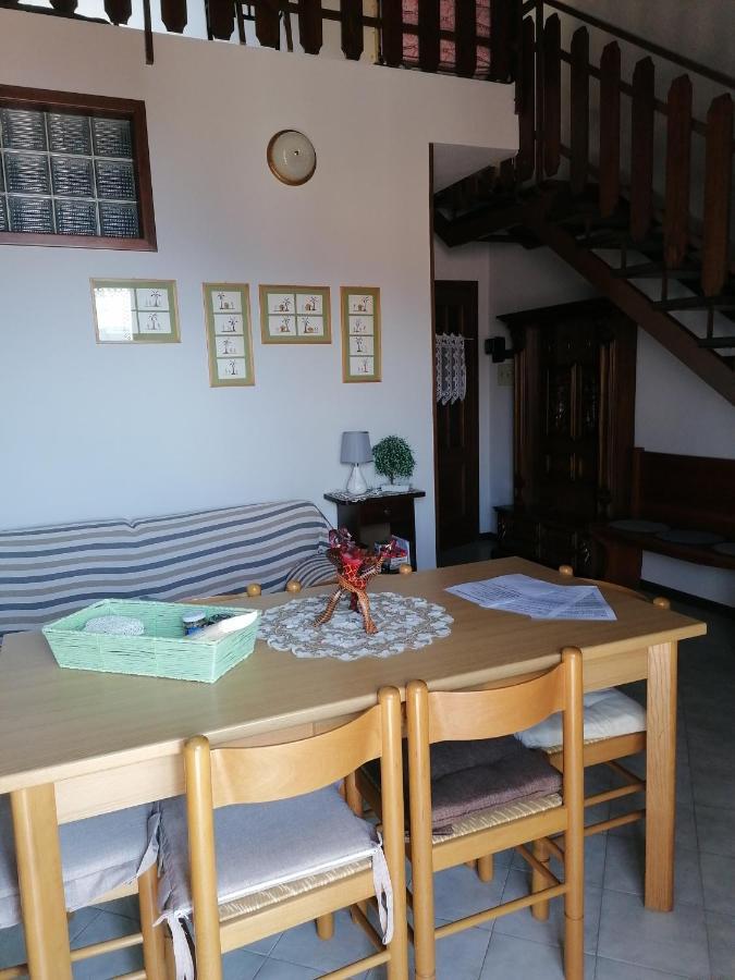 Casa Vacanze 'La Piazza' Villa Zone Eksteriør bilde