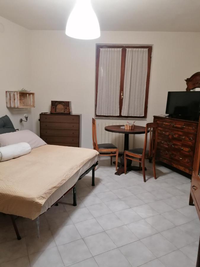 Casa Vacanze 'La Piazza' Villa Zone Eksteriør bilde